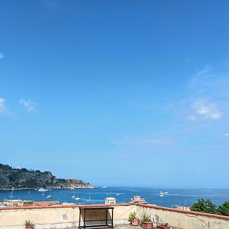 Mungi Bay, Flat With Sea View Roof Top Terrace 지아르디니낙소스 외부 사진